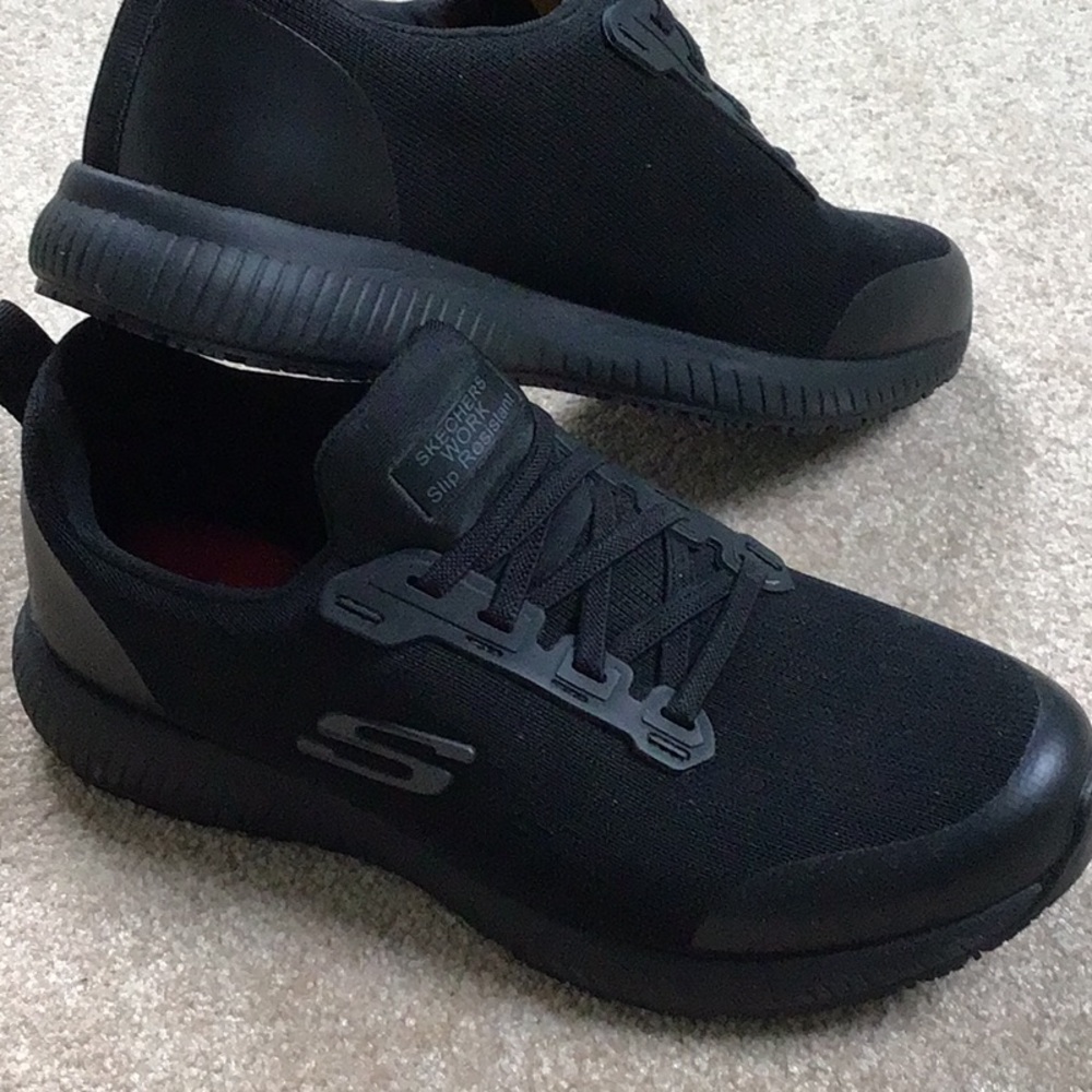 New Skechers All-Black Sneakers - Picture 3 of 11